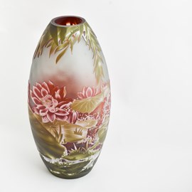 Cameo glass vase Lily Pond